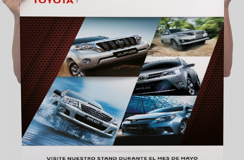 Diseño de pendon para Juanautos Toyota